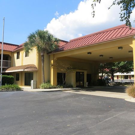 Fairview Inn & Suites モービル エクステリア 写真
