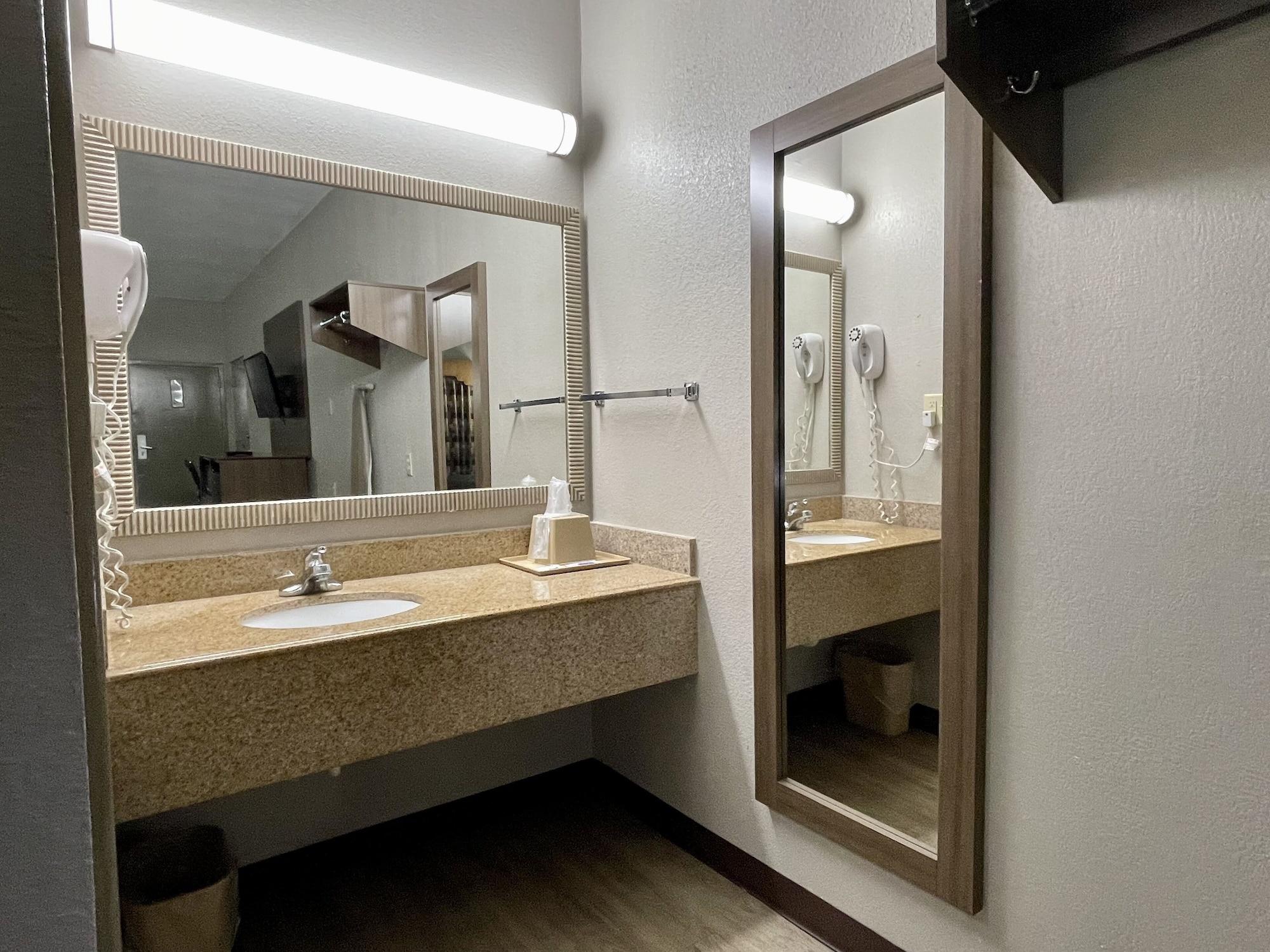Fairview Inn & Suites モービル エクステリア 写真