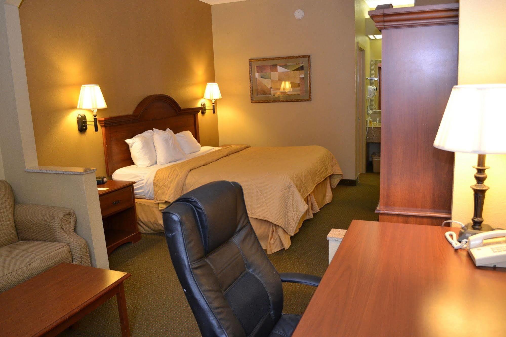 Fairview Inn & Suites モービル エクステリア 写真