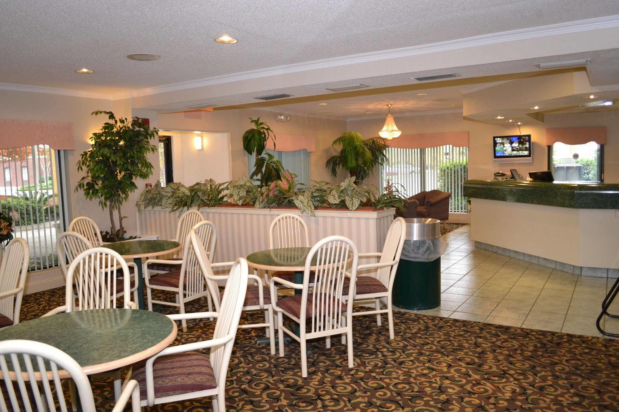 Fairview Inn & Suites モービル エクステリア 写真