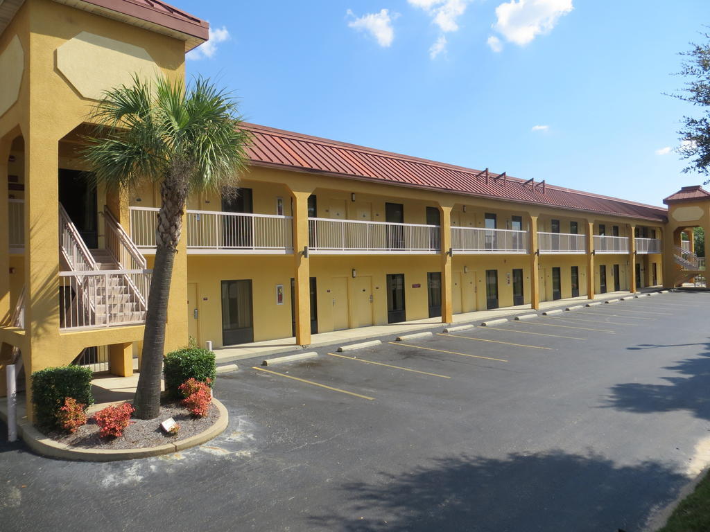 Fairview Inn & Suites モービル エクステリア 写真