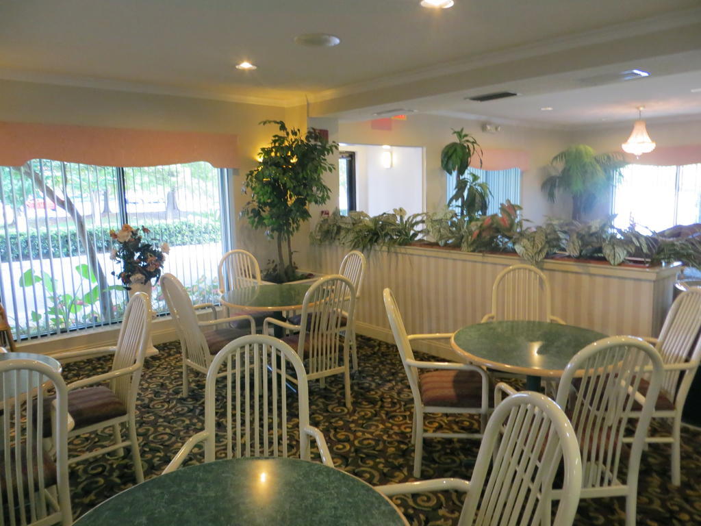 Fairview Inn & Suites モービル エクステリア 写真