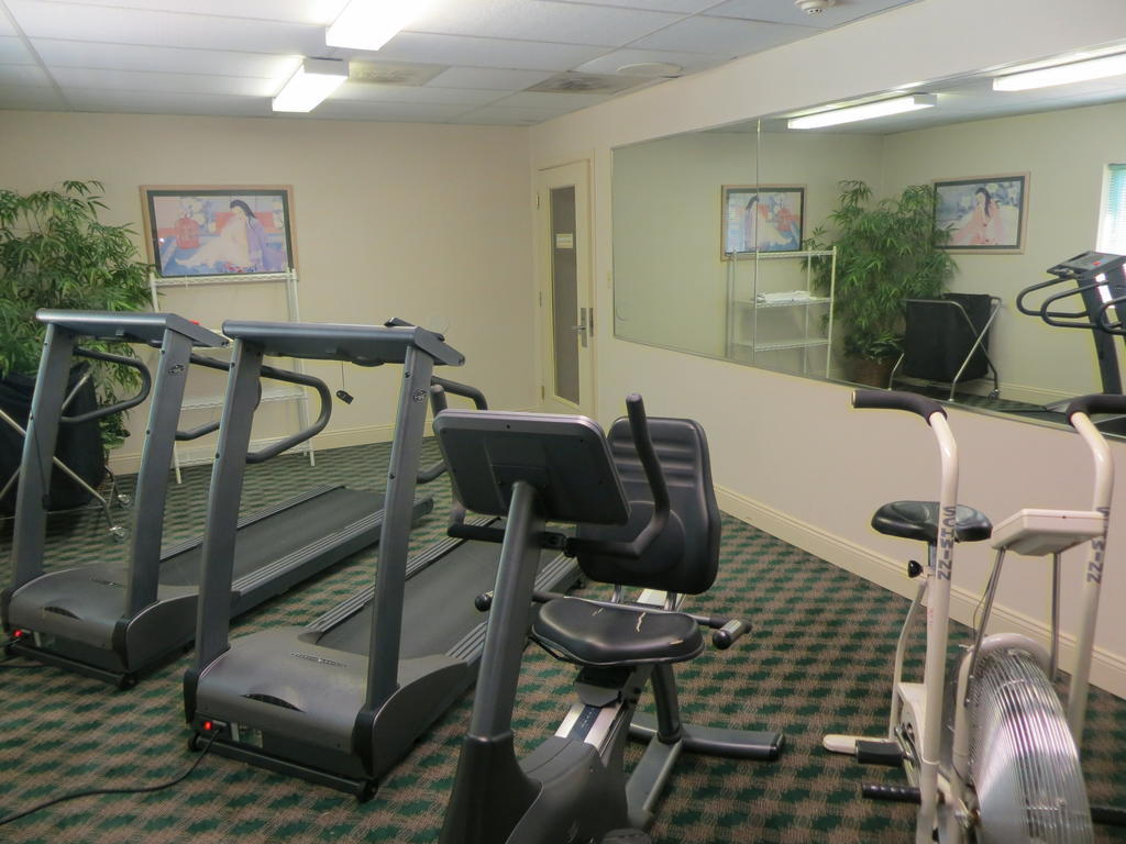 Fairview Inn & Suites モービル エクステリア 写真